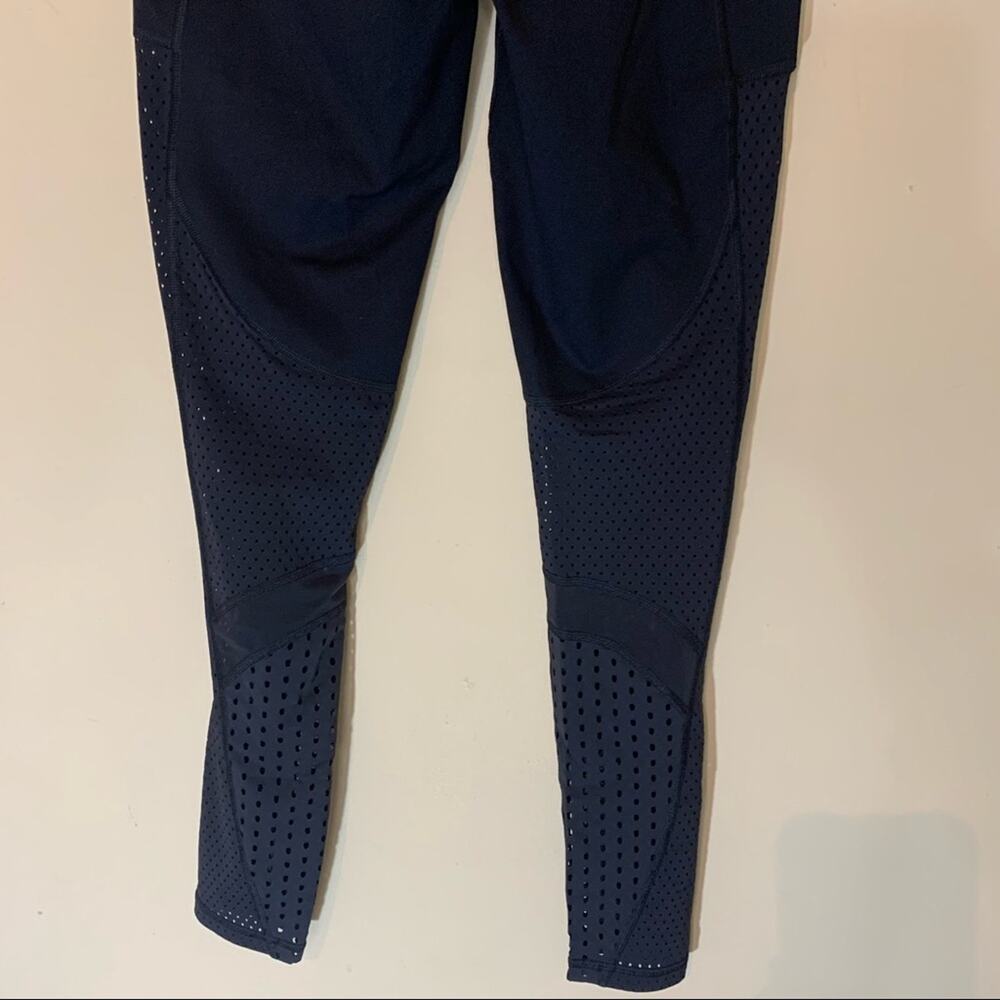 Victoria Secret Sport Knockout Perforated Black Leggings Womens Small Regular - Picture 9 of 14